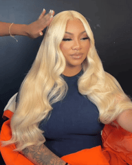 Beverly | Perruque ondulée blonde HD Lace Body Wave respirante sans colle #613