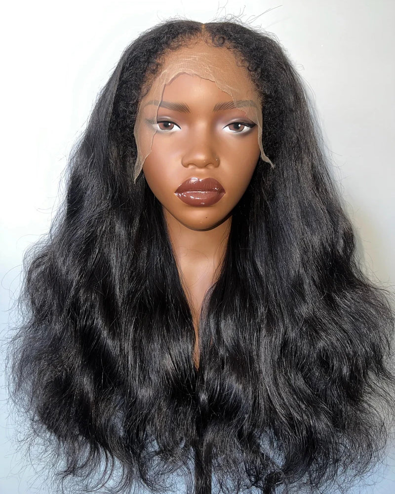 Julie | Perruque hybride réaliste à cheveux ondulés et ligne frontale apparente