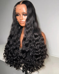 Ingrid | Perruque sans colle en cheveux naturels de luxe avec pointes bouclées, lace frontale et closure HD.